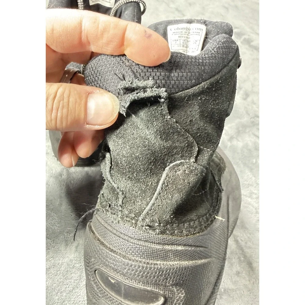 Columbia Boots Mens Size 7 Black Gray‎ Winter Snow Insulated 200g YM404-010